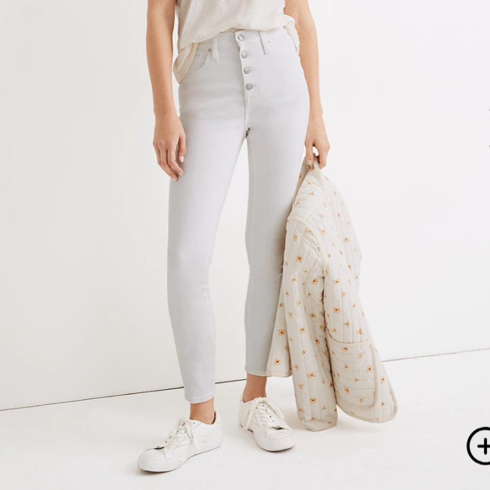 10" High-Rise Skinny Crop Jeans in Pure White: But
